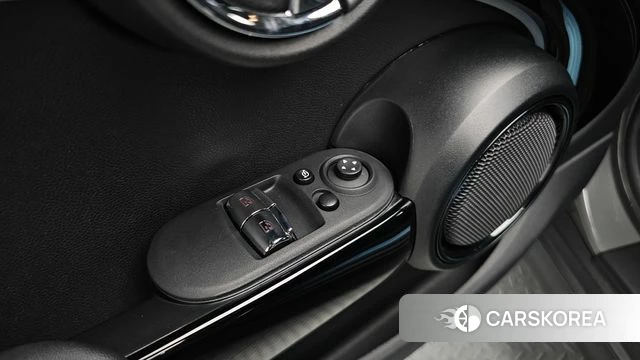Mini Cooper S id 4501088 из Кореи 20