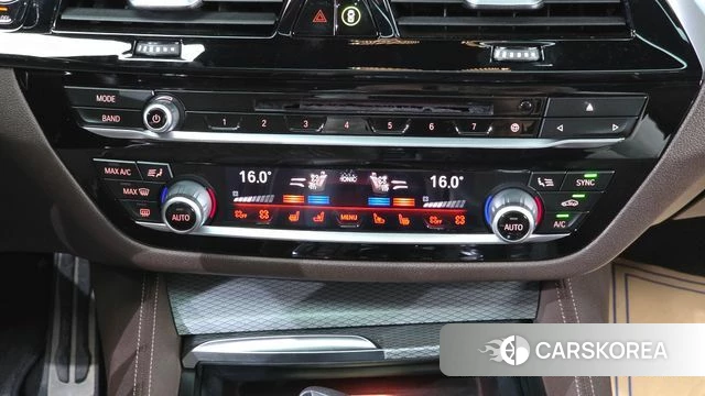 BMW 5 Series (G30) id 4581840 из Кореи 20