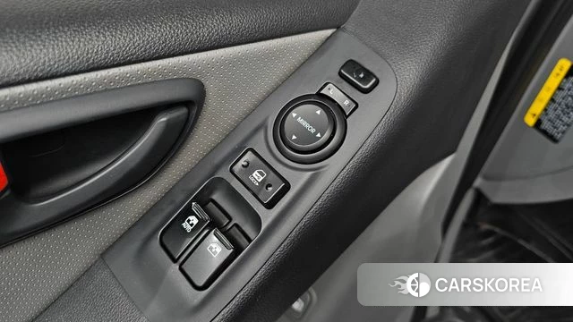 Hyundai The New Grand Starex id 4557769 из Кореи 20