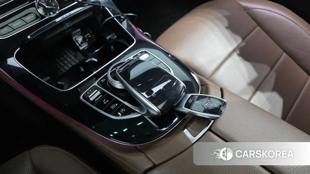 Mercedes-Benz E-Class W213 id 4203596 из Кореи 20