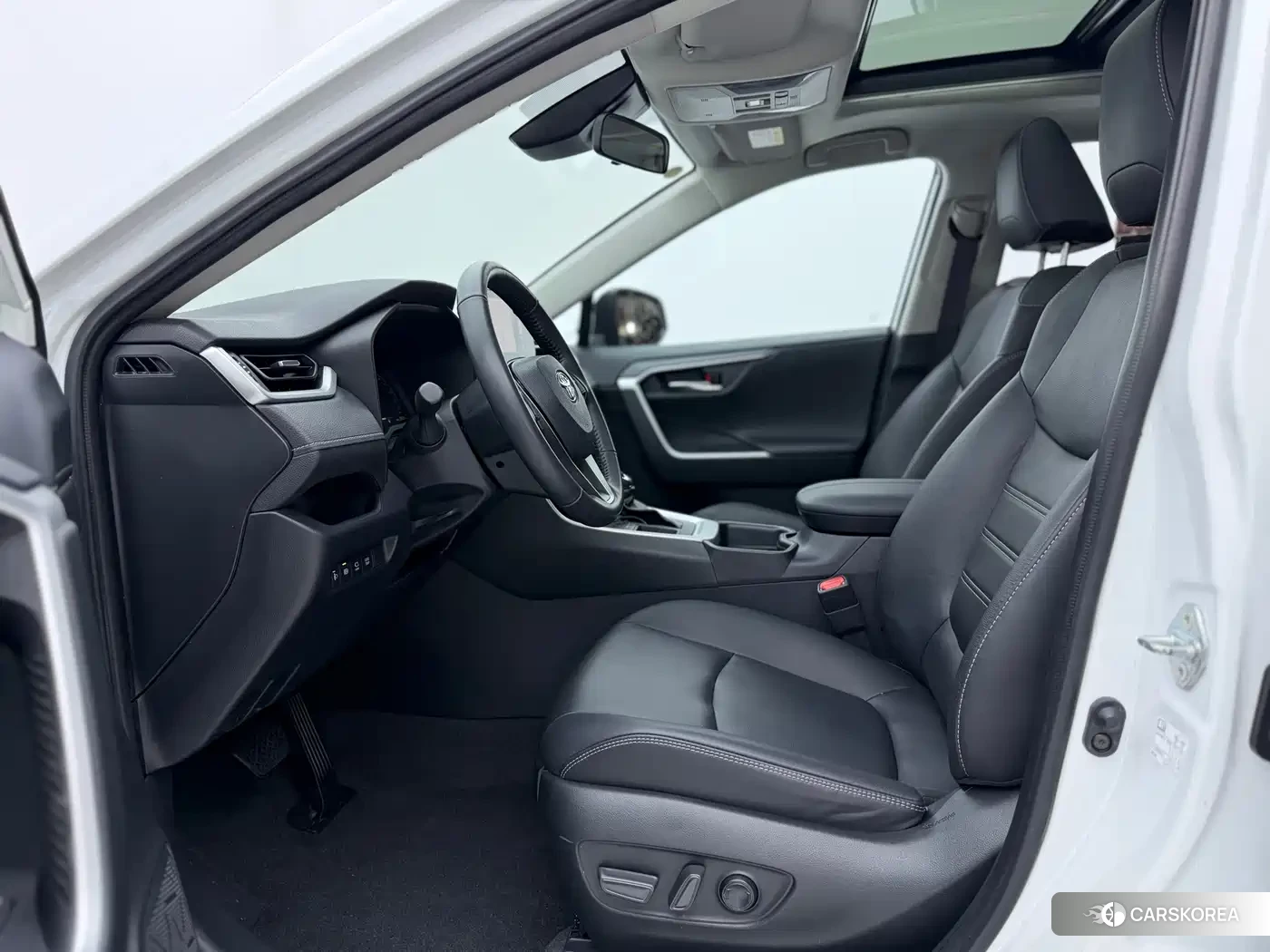 Toyota RAV4 id 4601119 из Китая 20