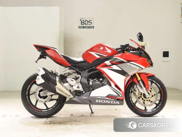 Проданный Honda CBR250RR 2017 из Японии, фото 3
