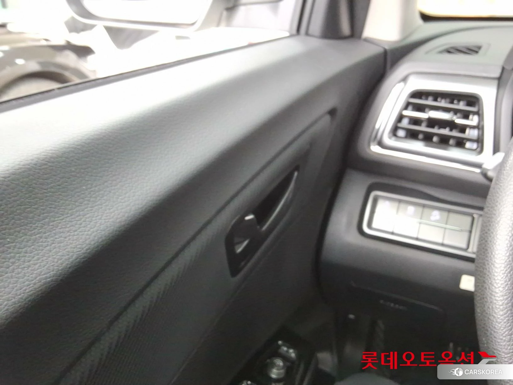 SsangYong Tivoli id 3875668 из Кореи 20