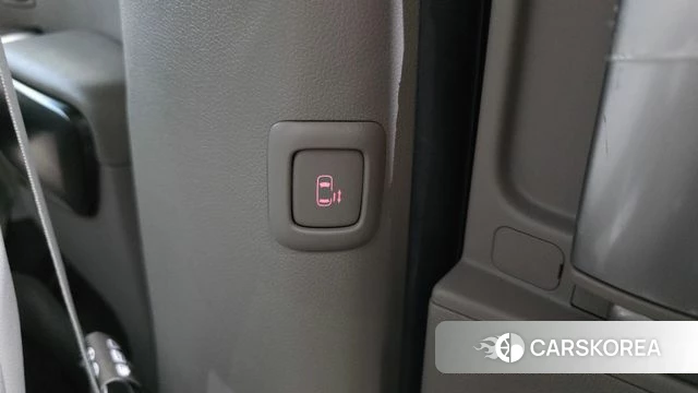 Kia The New Carnival id 4284511 из Кореи 20