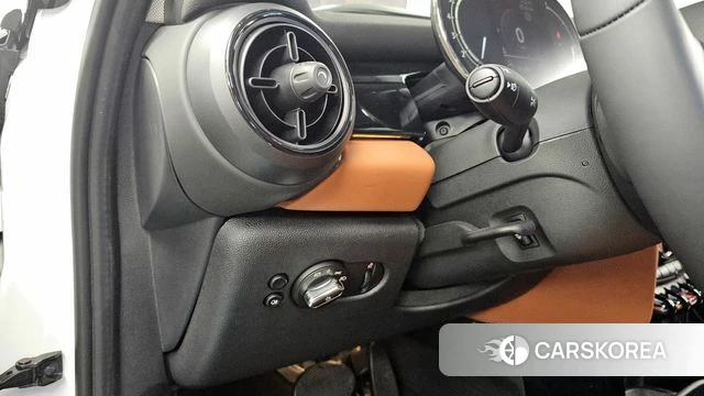 Mini Cooper S id 4360435 из Кореи 20