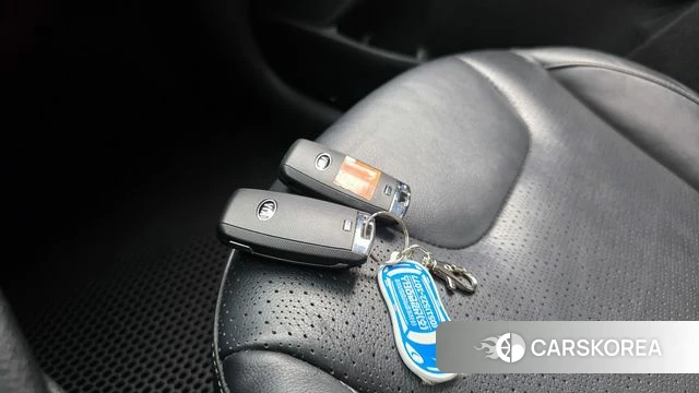 Kia Niro id 4770849 из Кореи 20
