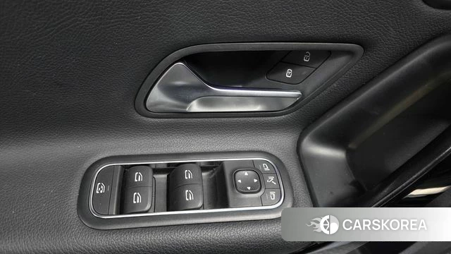 Mercedes-Benz A-Class W177 id 4785334 из Кореи 20