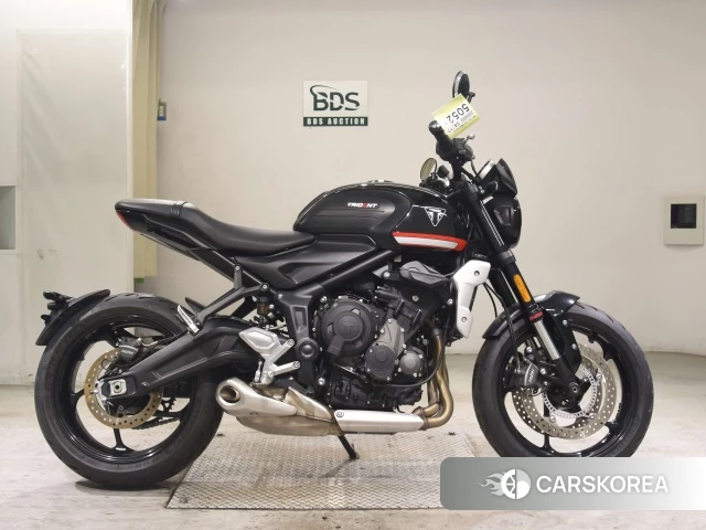 Triumph TRIDENT 660 id 3946622 из Японии 20