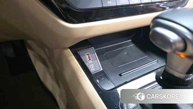 Kia The New Carnival id 4530725 из Кореи 20