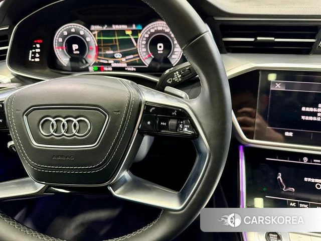 Audi A7L id 3849801 из Китая 20