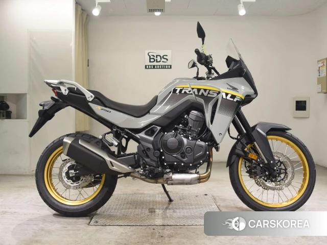 Honda TRANSALP XL750 id 3950100 из Японии 20