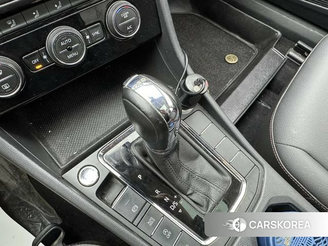 Volkswagen Bora id 4253597 из Китая 20