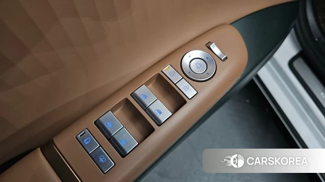 Hyundai Grandeur (GN7) id 4408234 из Кореи 20