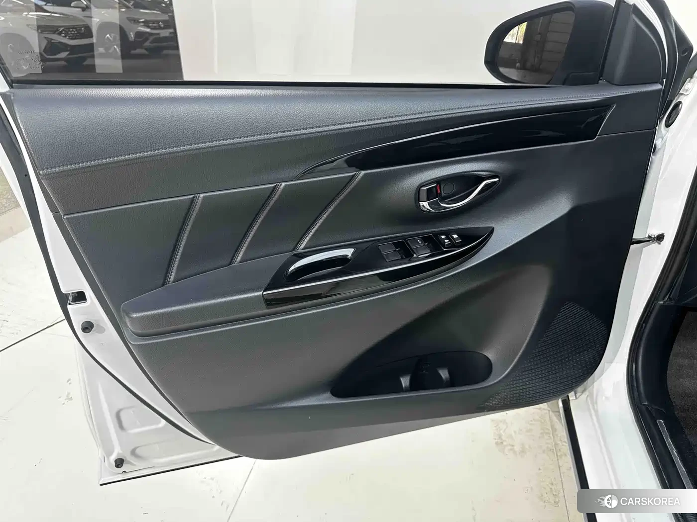 Toyota Yaris L id 4628129 из Китая 20