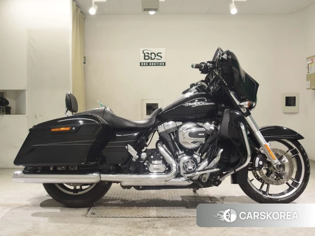 Проданный Harley-Davidson Street Glide FLHXS1690 id 3947649 из Японии, фото 20