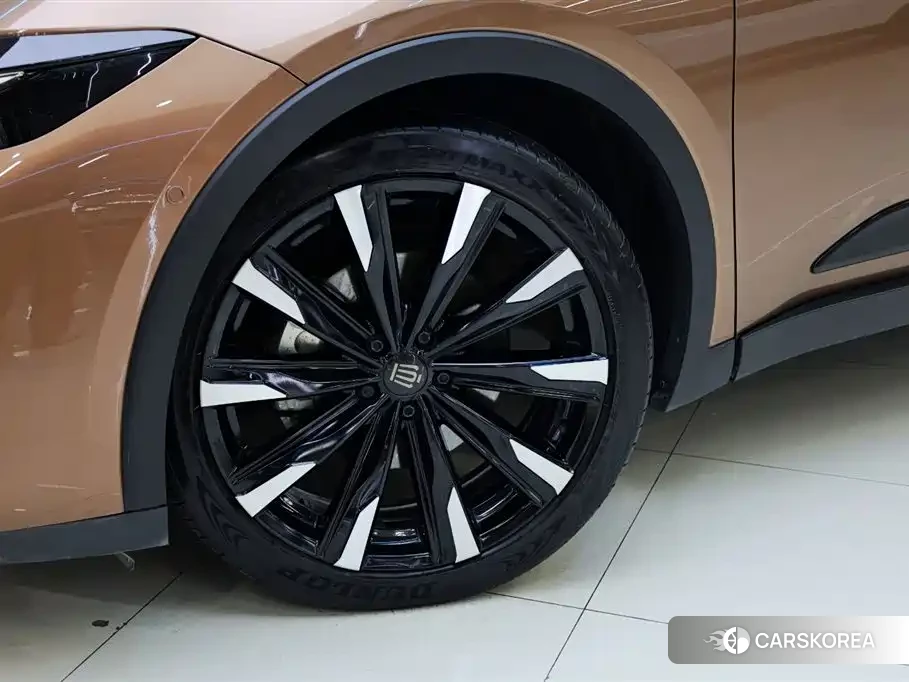 Toyota Crown SportCross id 4547309 из Китая 20