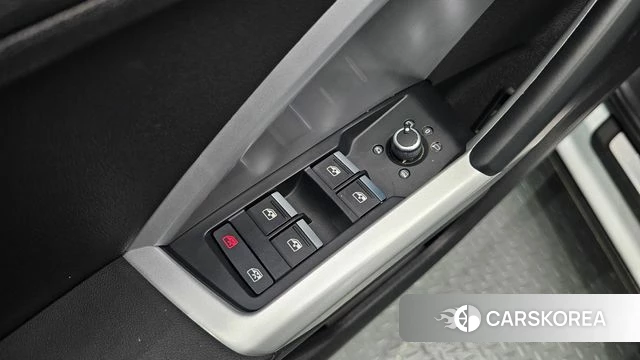 Audi Q3 (F3) id 4201901 из Кореи 20