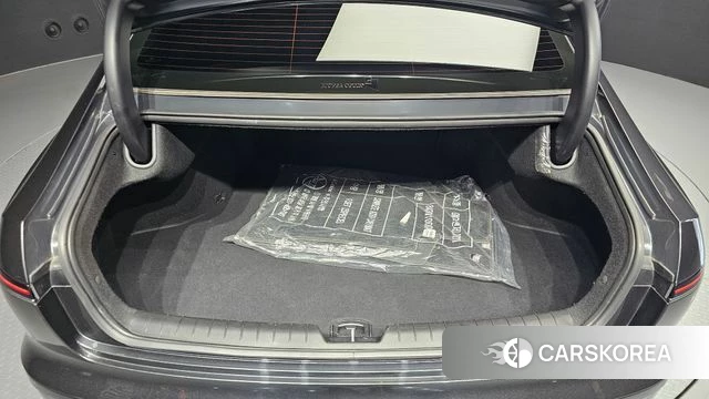 Hyundai Grandeur Hybrid (GN7) id 4427652 из Кореи 20