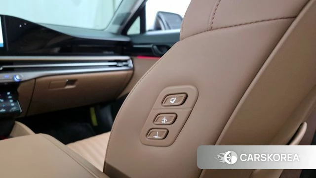 Hyundai Grandeur Hybrid (GN7) id 4394450 из Кореи 20