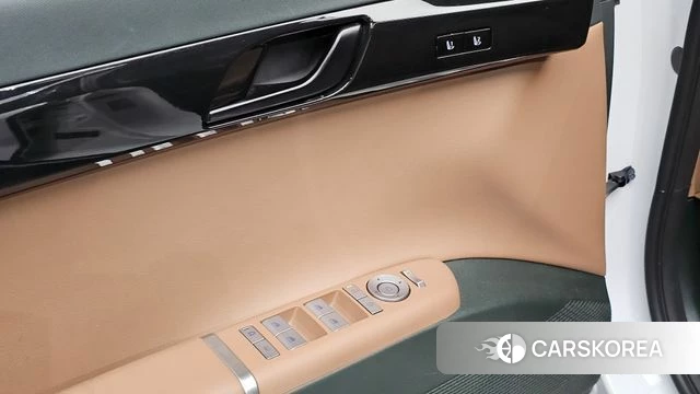 Hyundai Grandeur Hybrid (GN7) id 4848008 из Кореи 20