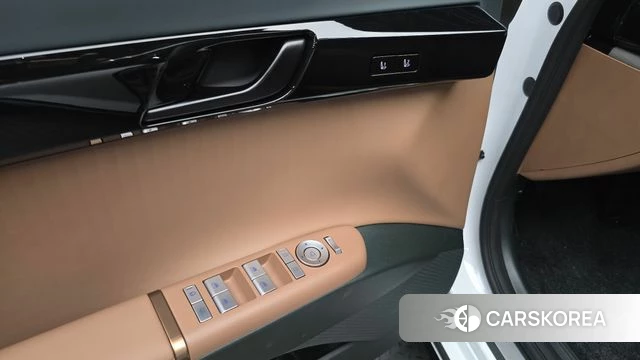 Hyundai Grandeur Hybrid (GN7) id 4602610 из Кореи 20