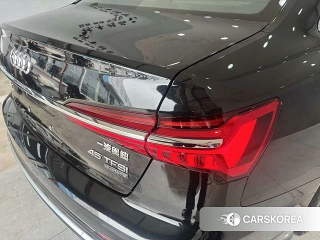 Audi A6L id 4366071 из Китая 20