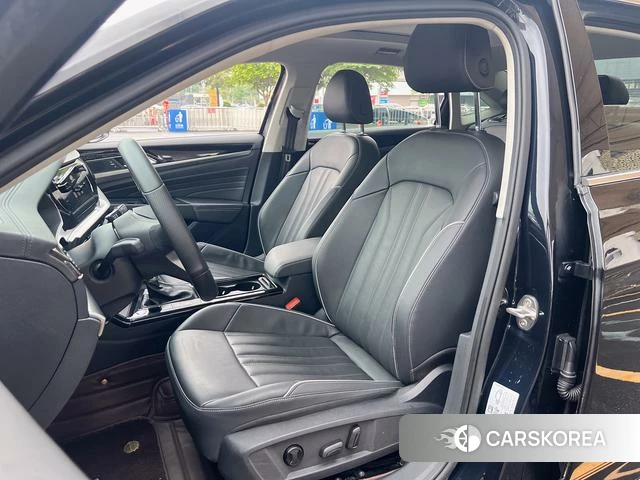 Volkswagen Passat id 4276569 из Китая 20