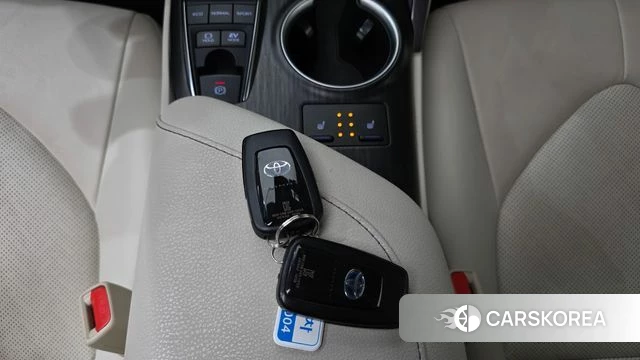 Toyota Camry (XV70) id 4201319 из Кореи 20