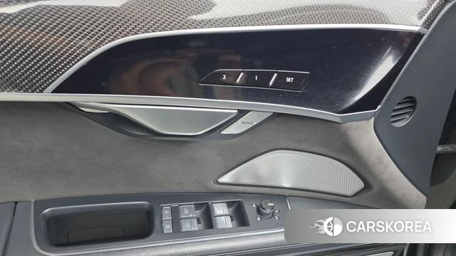 Audi S8 (D5) id 4624816 из Кореи 20