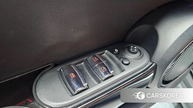 Mini Cooper S Convertible id 4495185 из Кореи 20