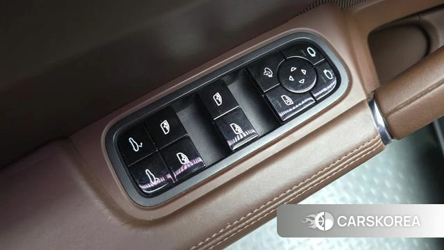 Porsche Cayenne (PO536) id 4501668 из Кореи 20