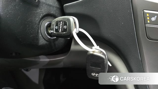Hyundai The New Grand Starex id 4666970 из Кореи 20