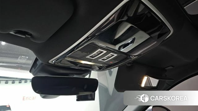 Land Rover Range Rover Velar id 4633320 из Кореи 20