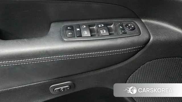 Jeep Grand Cherokee id 4490857 из Кореи 20