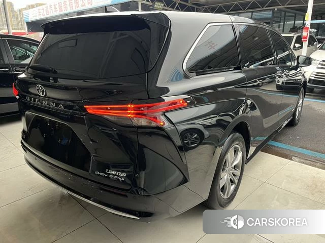 Toyota Saina id 4279038 из Китая 20
