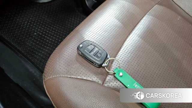 Hyundai The New Grand Starex id 4225716 из Кореи 20