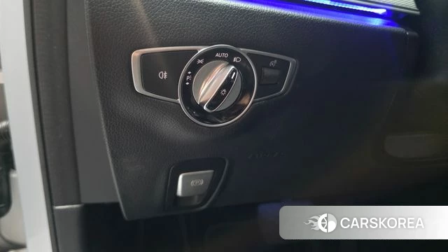 Mercedes-Benz E-Class W213 id 4658224 из Кореи 20