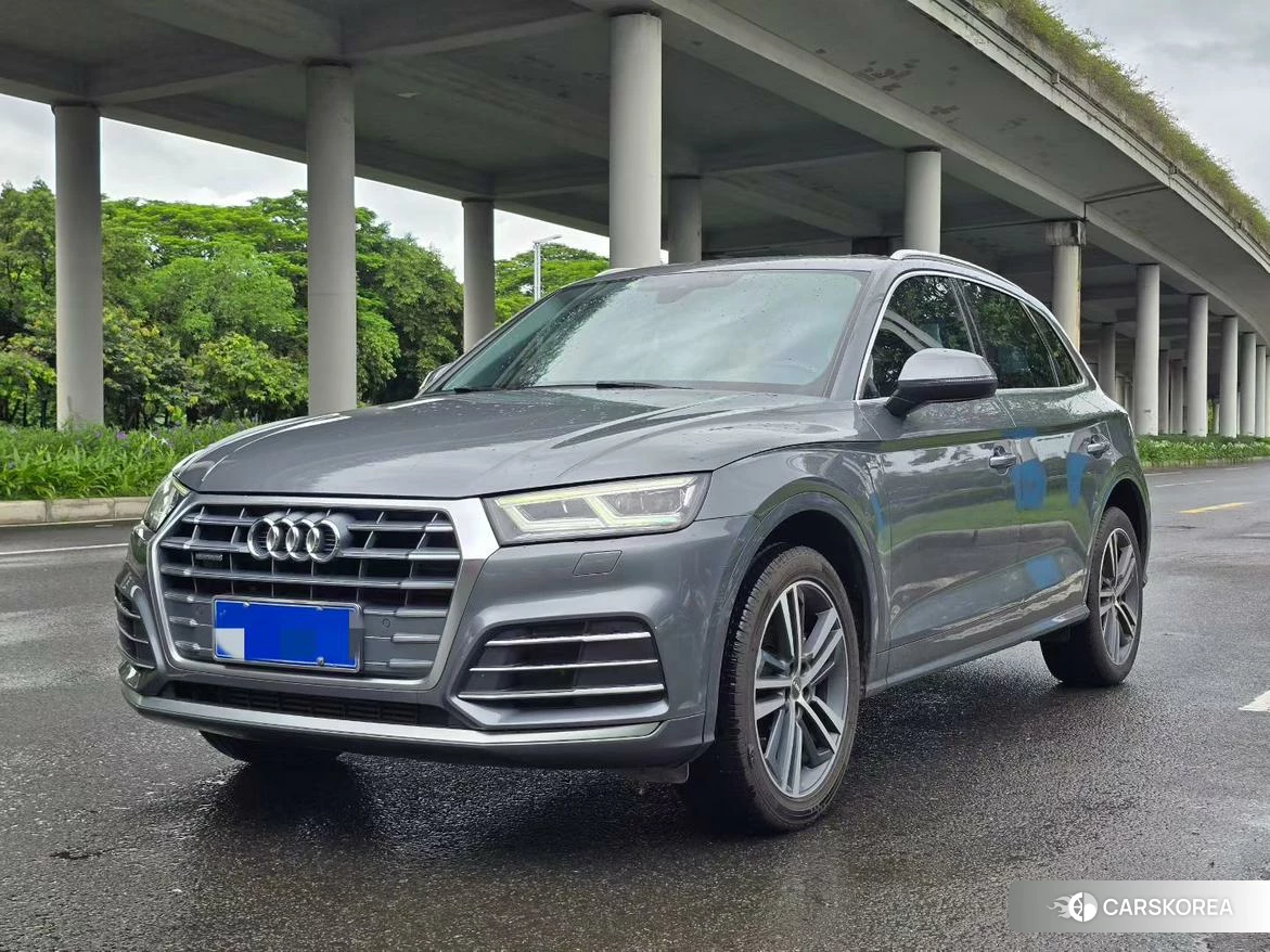 Audi Q5L id 4479350 из Китая 20