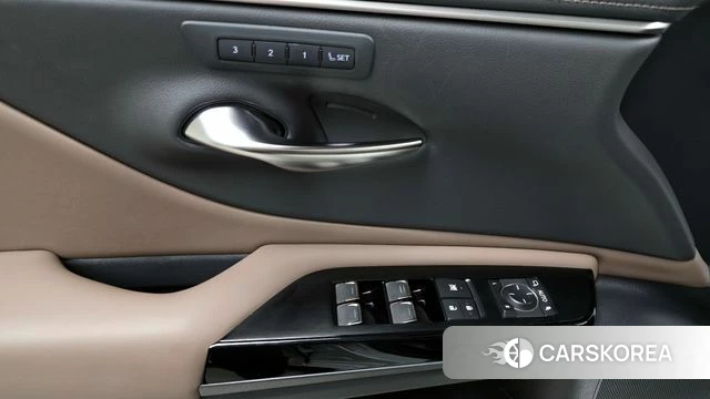 Lexus ES300h 7th generation id 4222775 из Кореи 20