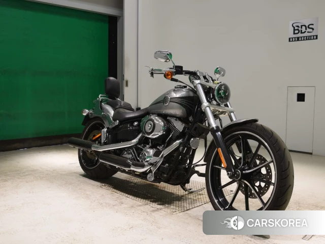 Harley-Davidson Softail Breakout FXSB id 3945181 из Японии 20