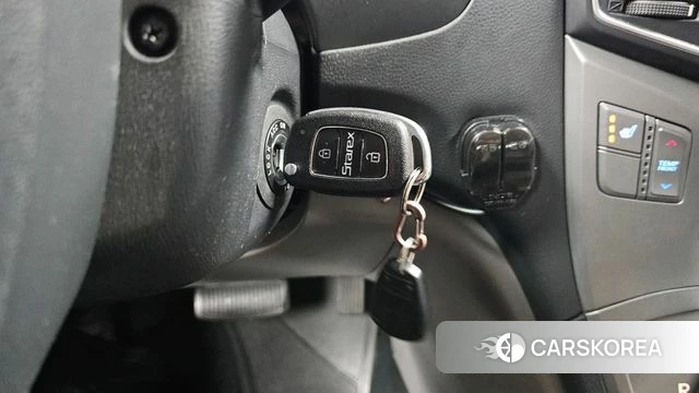 Hyundai The New Grand Starex id 4536577 из Кореи 20