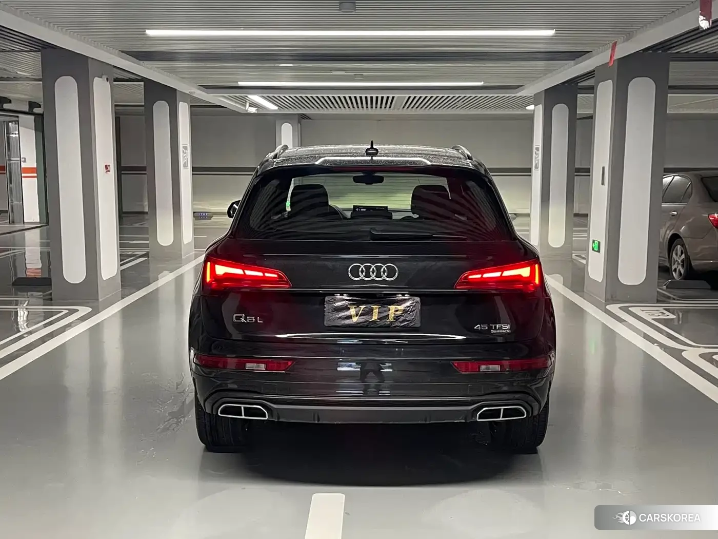 Audi Q5L id 4547504 из Китая 20