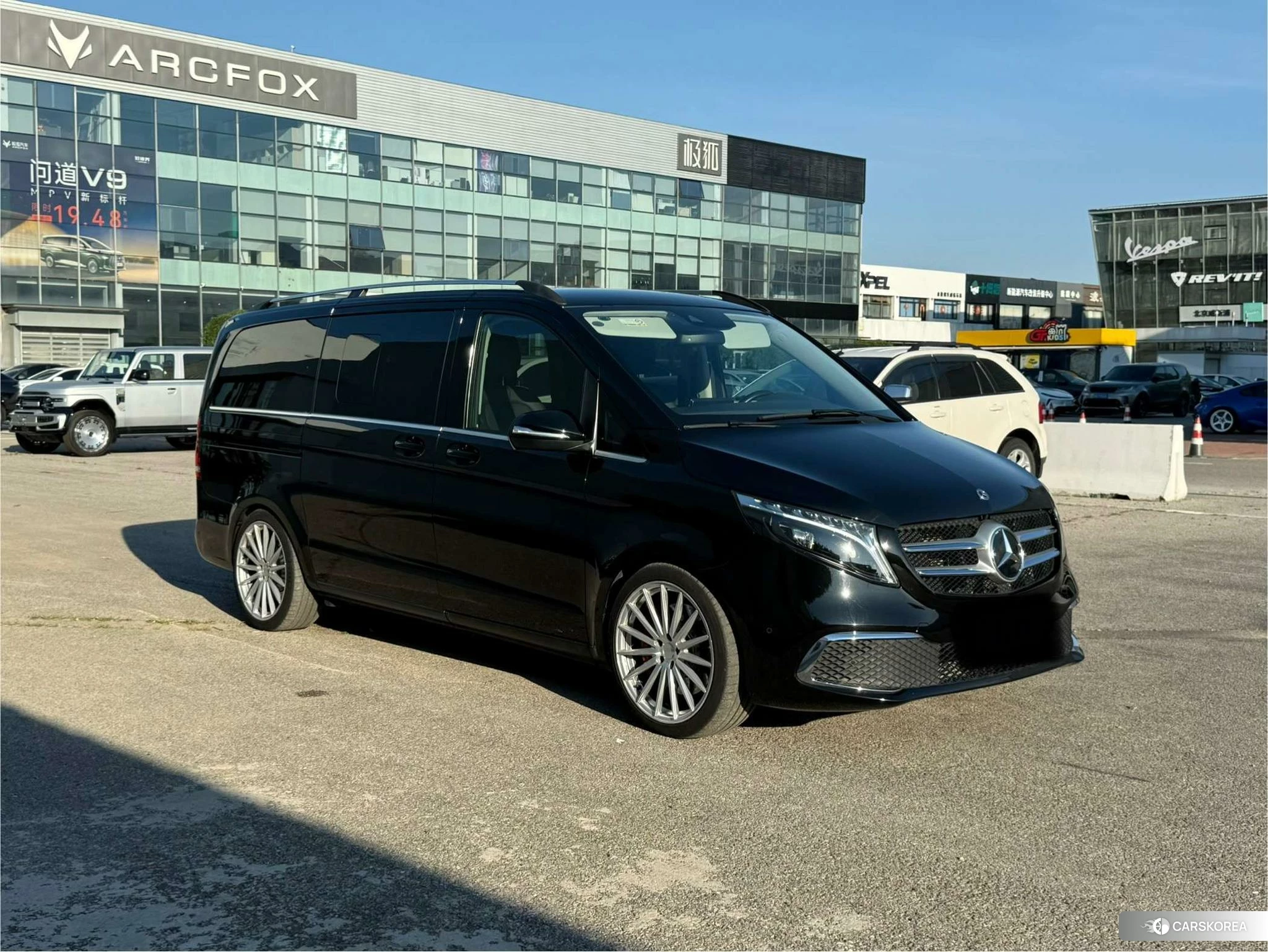 Mercedes-Benz V-class id 4473936 из Китая 20