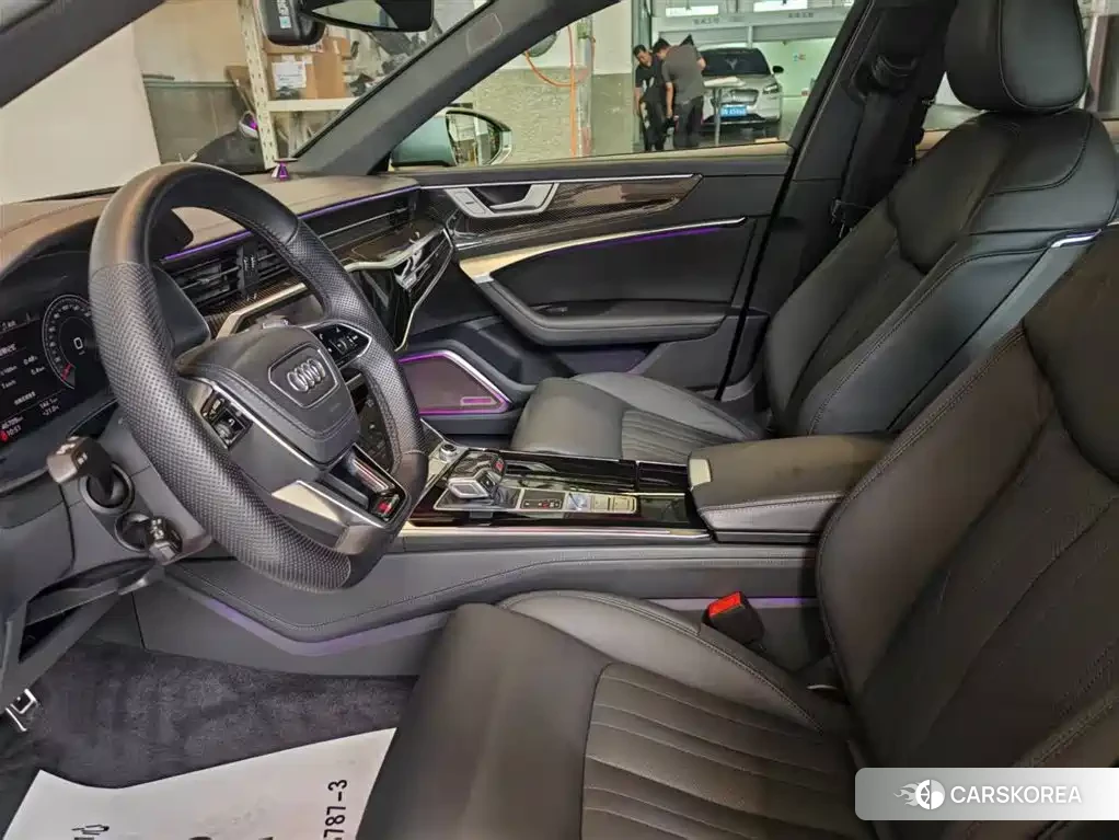 Audi A6L id 4622509 из Китая 20