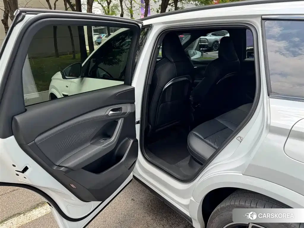 Audi Q6L e-tron id 4554065 из Китая 20
