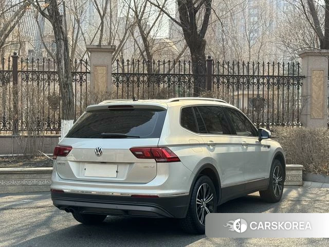 Volkswagen Tiguan L id 4208867 из Китая 20