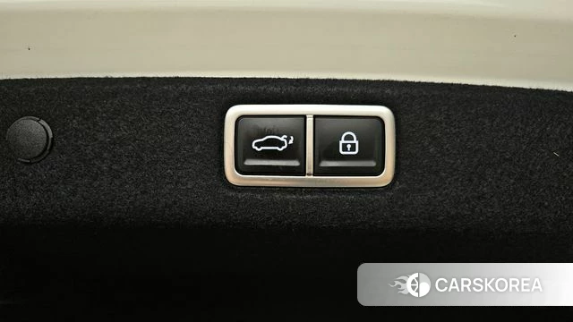 Hyundai Grandeur Hybrid (GN7) id 4408615 из Кореи 20