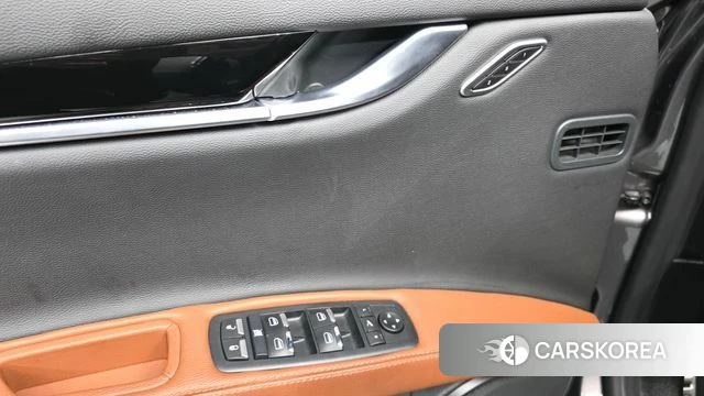 Maserati Ghibli id 4849026 из Кореи 20