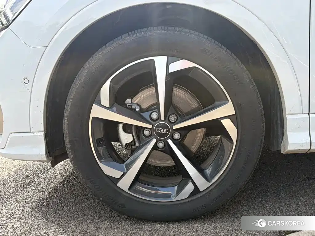 Audi Q3 id 4622304 из Китая 20