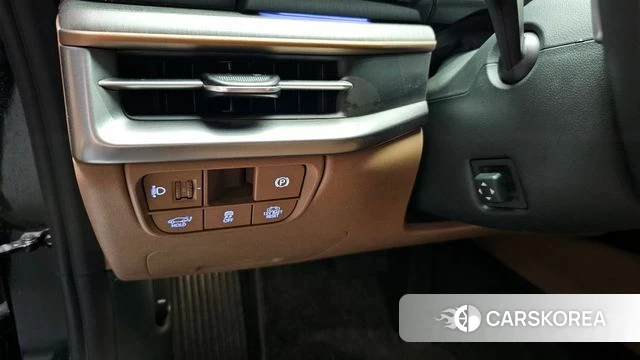 Hyundai Grandeur Hybrid (GN7) id 4281335 из Кореи 20